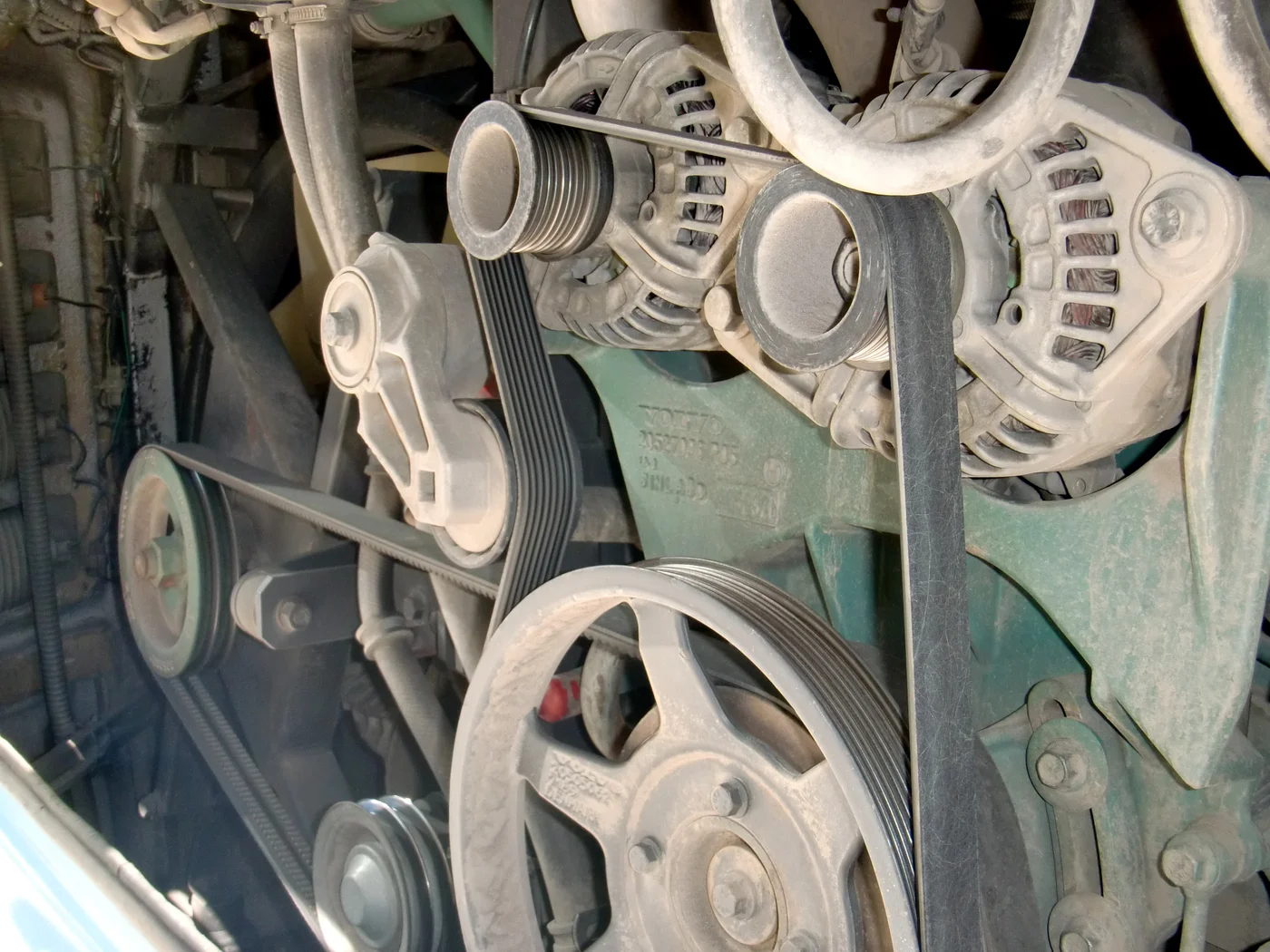 Engine Belts (V-Belt / Serpentine)