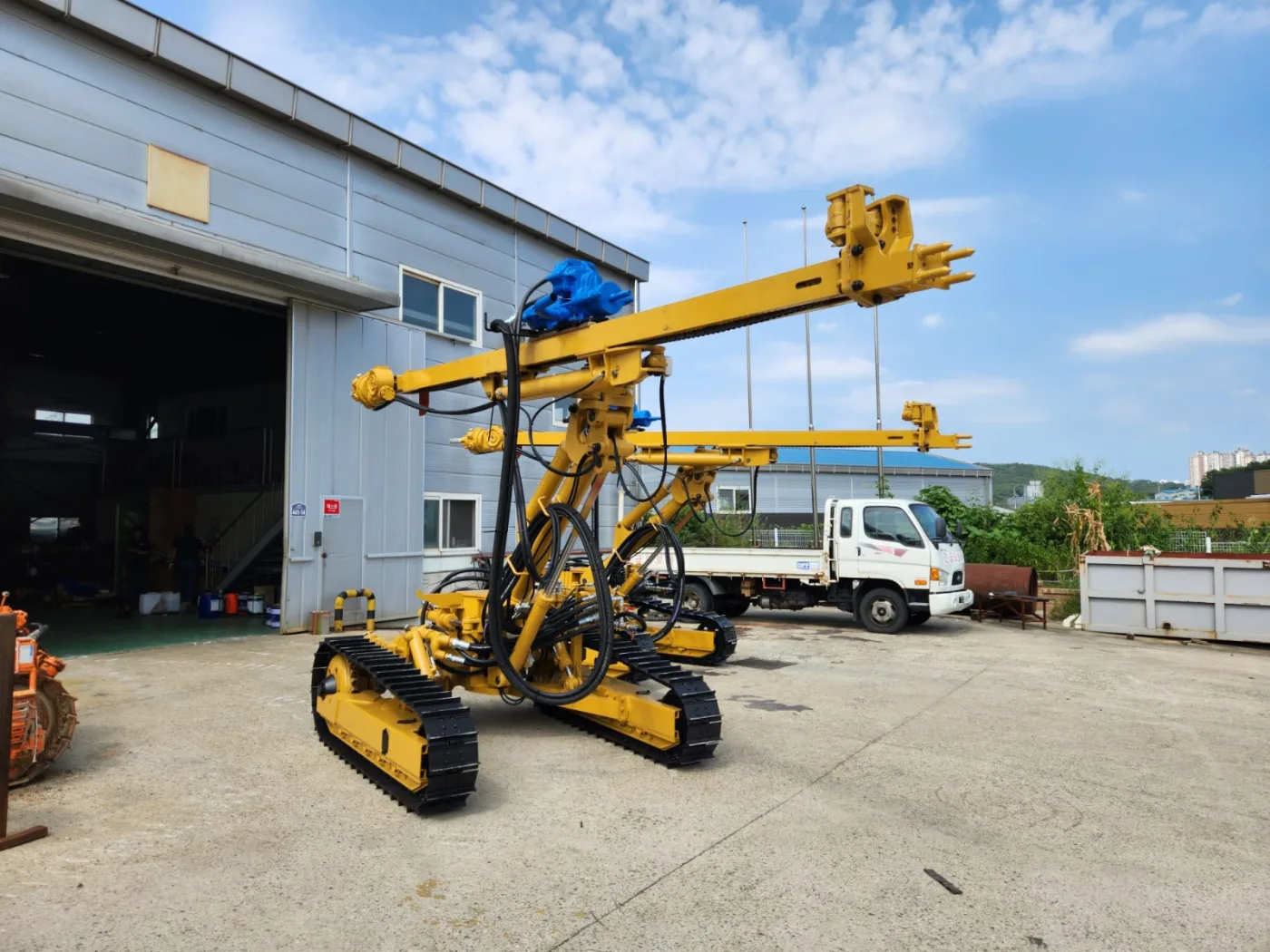 Pneumatic Wagon Drills
