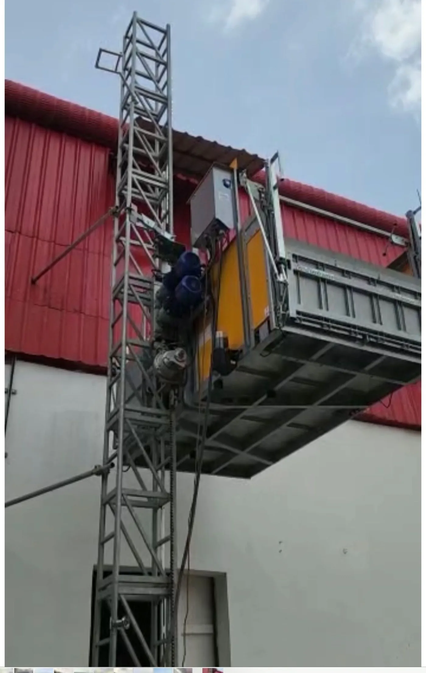 2000 Kg Hoist