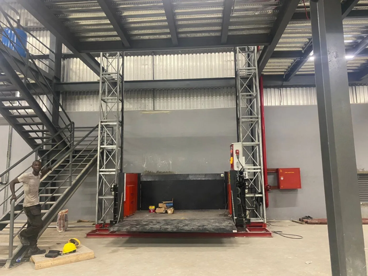 3500 Kg Indoor Hoist